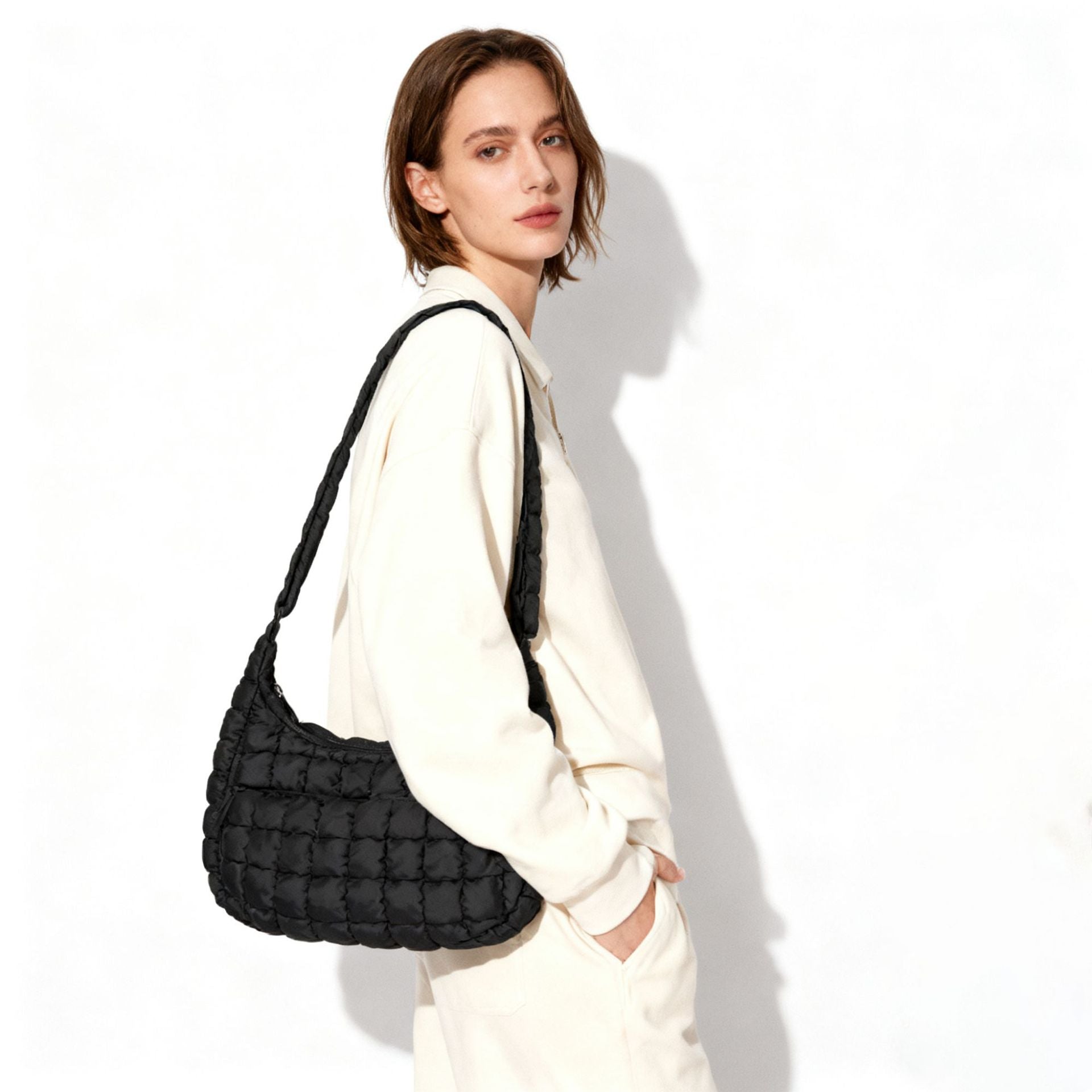 Gefaltete Wolkentragetasche, Umhängetasche, Handtasche, Knödeltasche, gesteppte Baumwoll-Damen-Plüschtasche